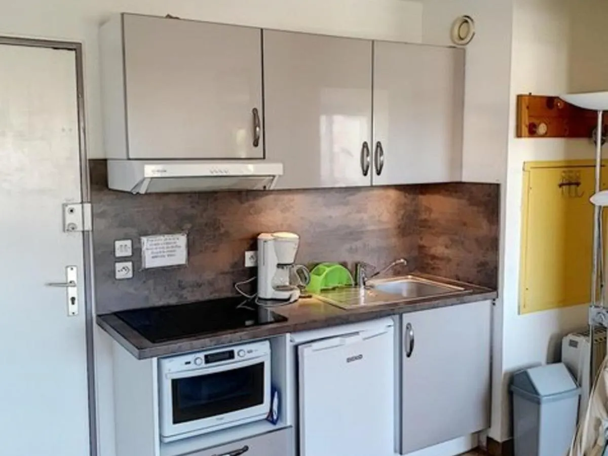 T2 Avec Piscine, Tennis Et Acces Plage Direct, La Faviere - Bormes Les Mimosas - Fr-1-610-61 شقة بورم لي ميموزا